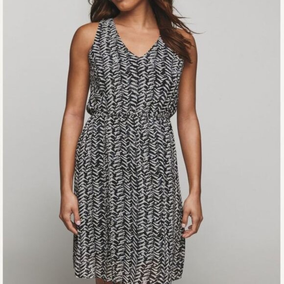 Avon Studio 1886 Sleeveless Peek-A-Boo Back Dress - Size M - Picture 2 of 11